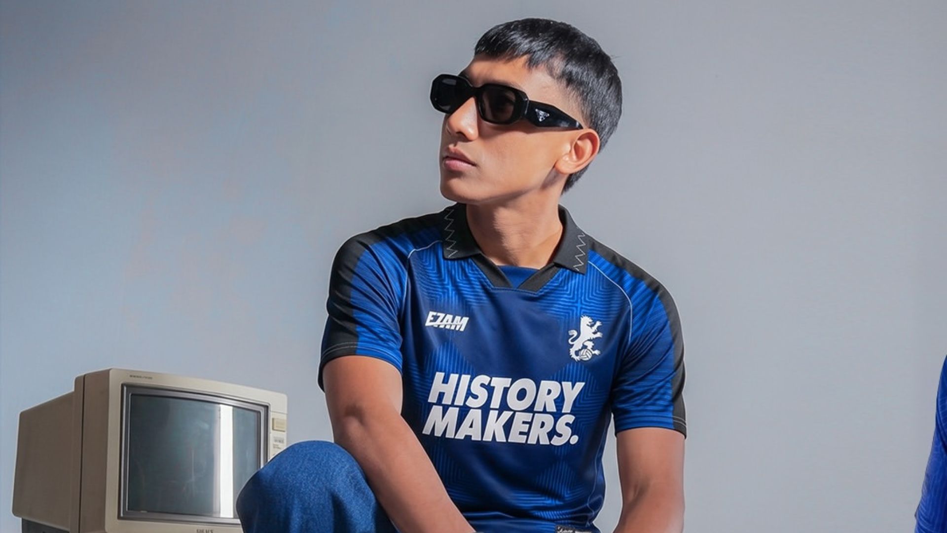 Kolaborasi Perdana Bandoengin x Etam Apparel, Hadirkan Merchandise Bertema Sejarah Persib